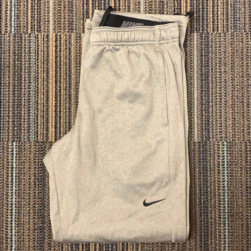 Nike Therma-fit sweatpants